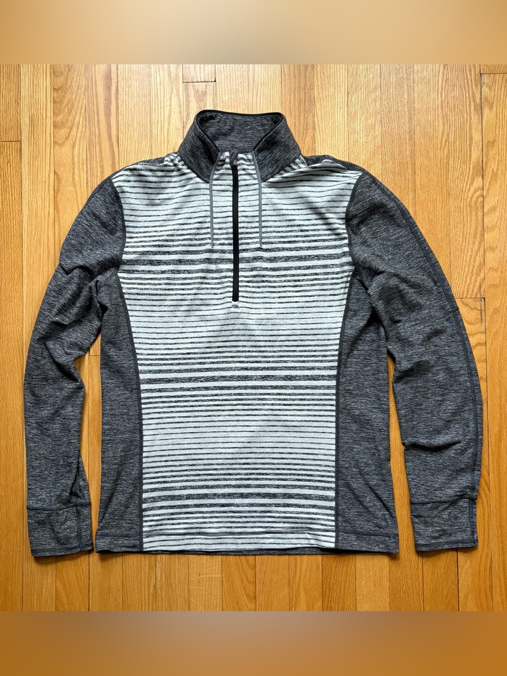 Lululemon Men’s Surge Warm 1/2 Zip Pullover Large Gray White Stripes